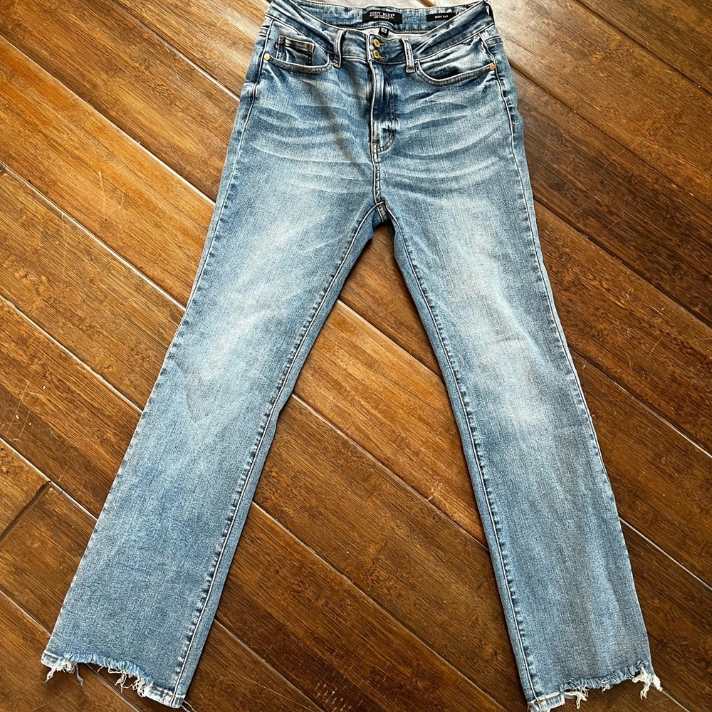 Judy Blue bootcut distressed hem jeans 9/29